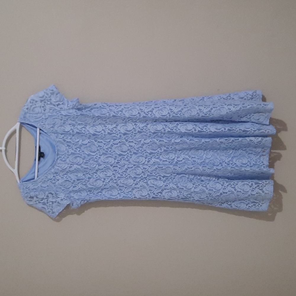 Blue lace, mid length, short sleeved, size large, Perceptions dress